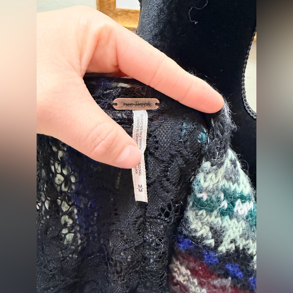 Free People Carnival Fair Isle Knit Shrug cropped open-front bolero sweater M - Picture 8 of 9